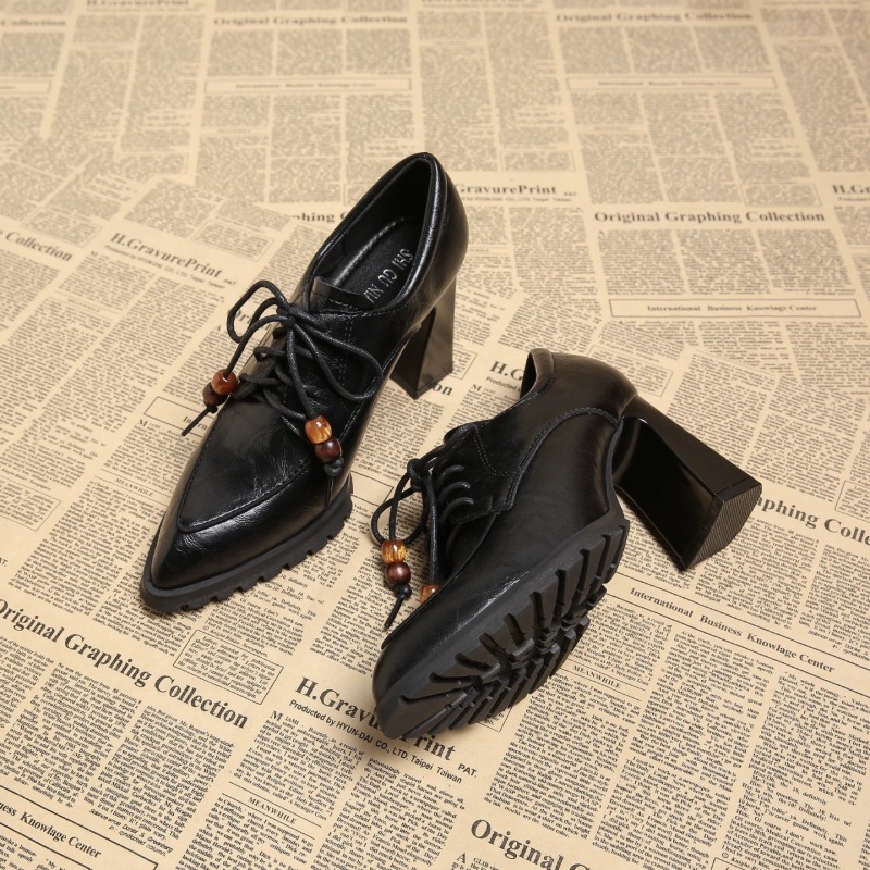 Retro Strappy Deep Mouth Singl - Pump Heel Block recension och pris