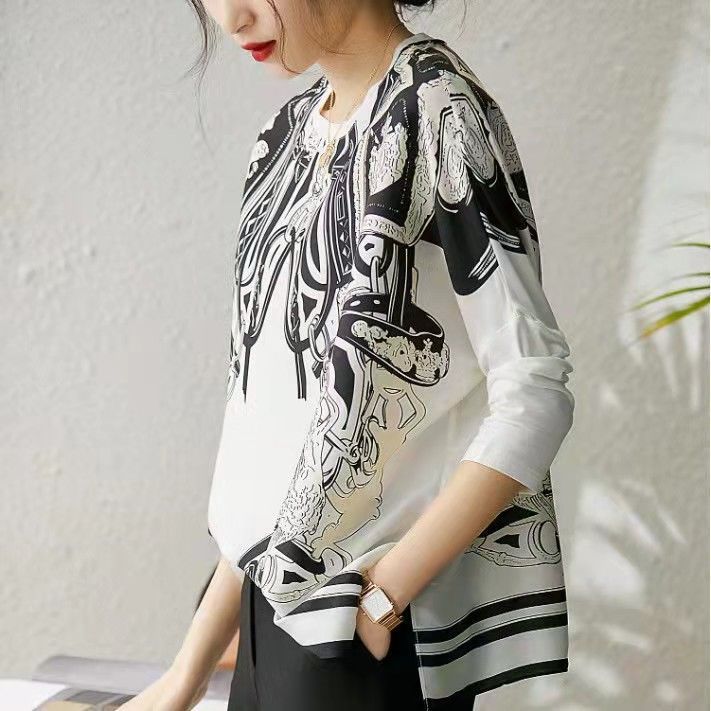 Simulated Silk Top with Drapin - Silk Blouse recension och pris