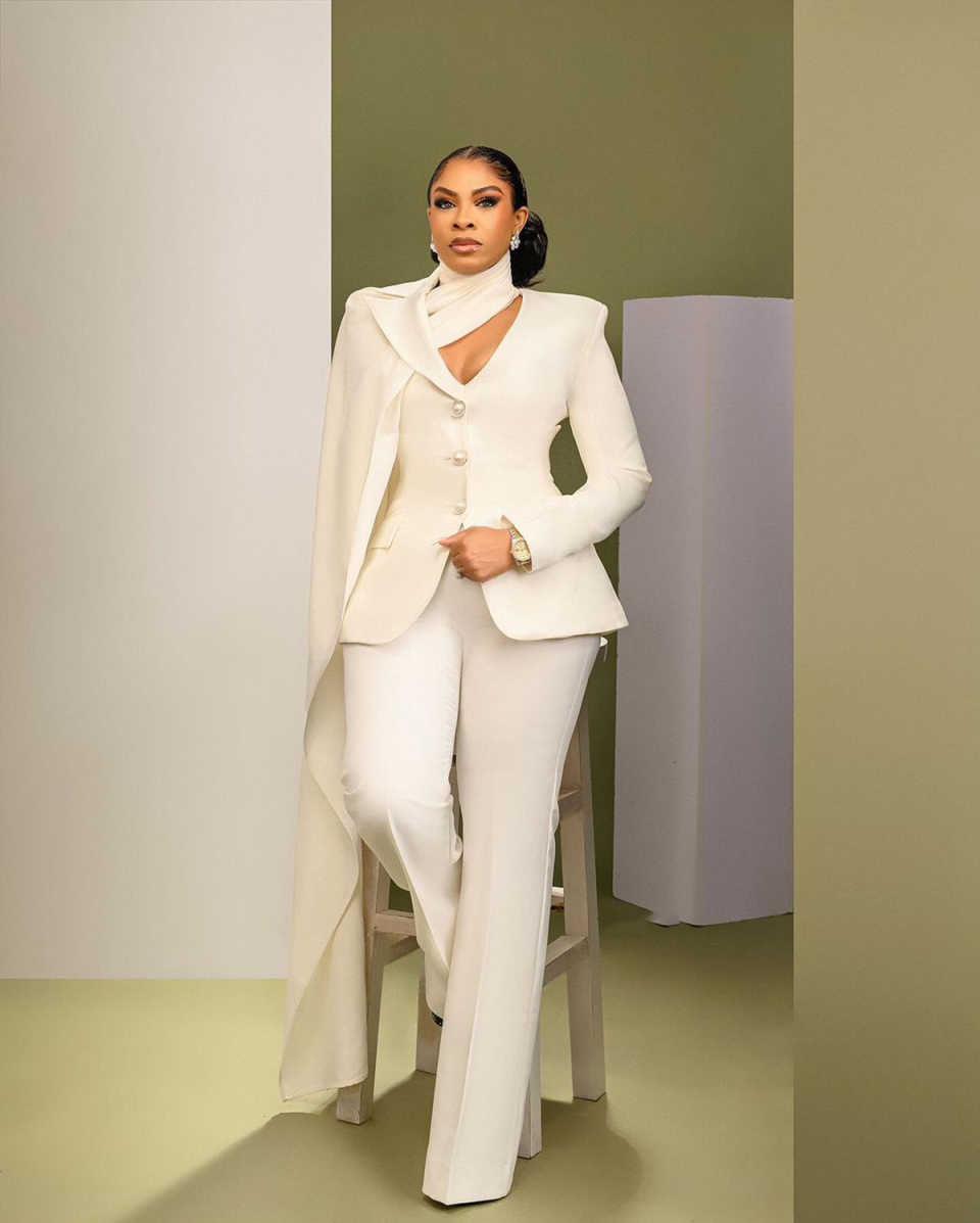 Designer Women Pants Suits Cus - Women'S Red Formal Wear recension och pris